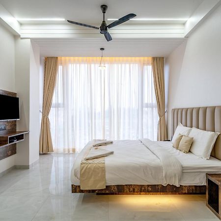 Hotel Darshan Executive Tuljapur 外观 照片