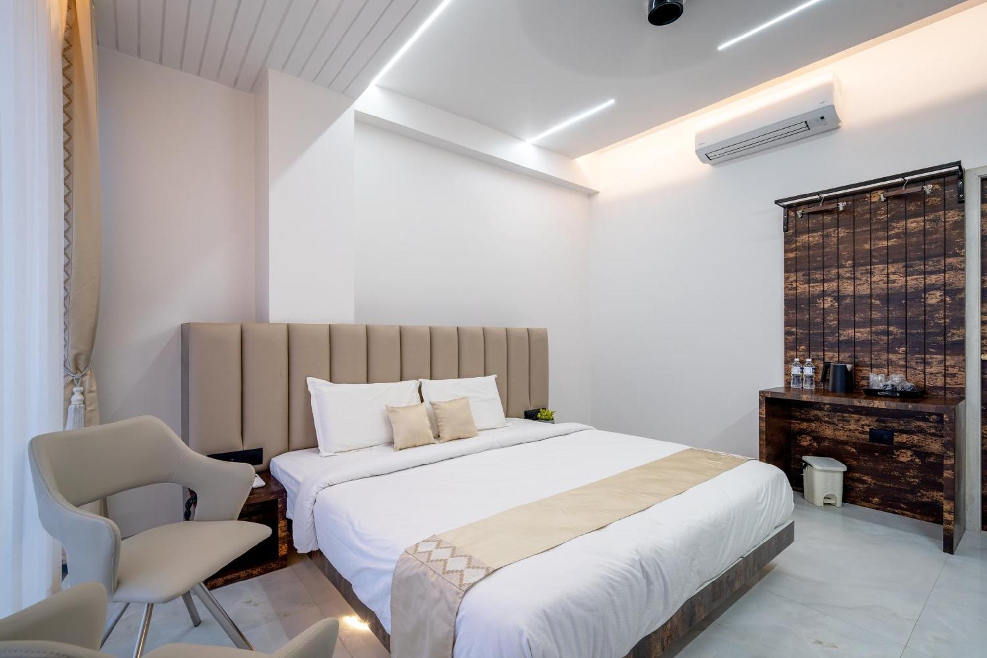 Hotel Darshan Executive Tuljapur 外观 照片