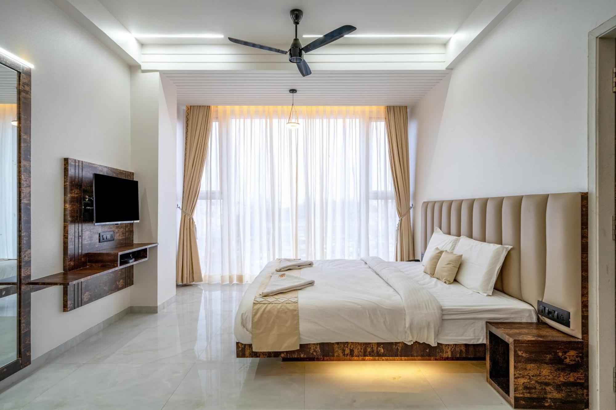 Hotel Darshan Executive Tuljapur 外观 照片