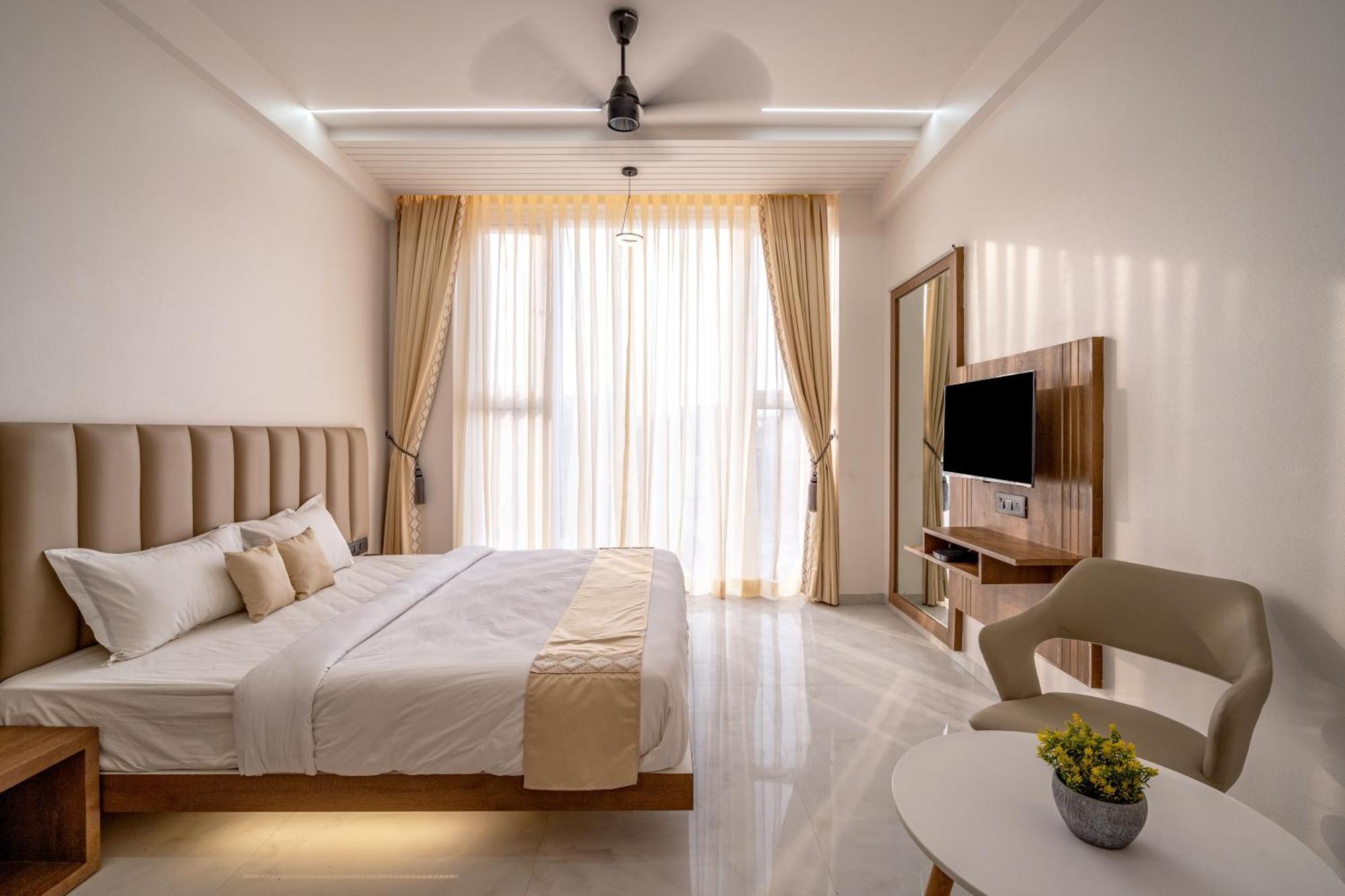 Hotel Darshan Executive Tuljapur 外观 照片