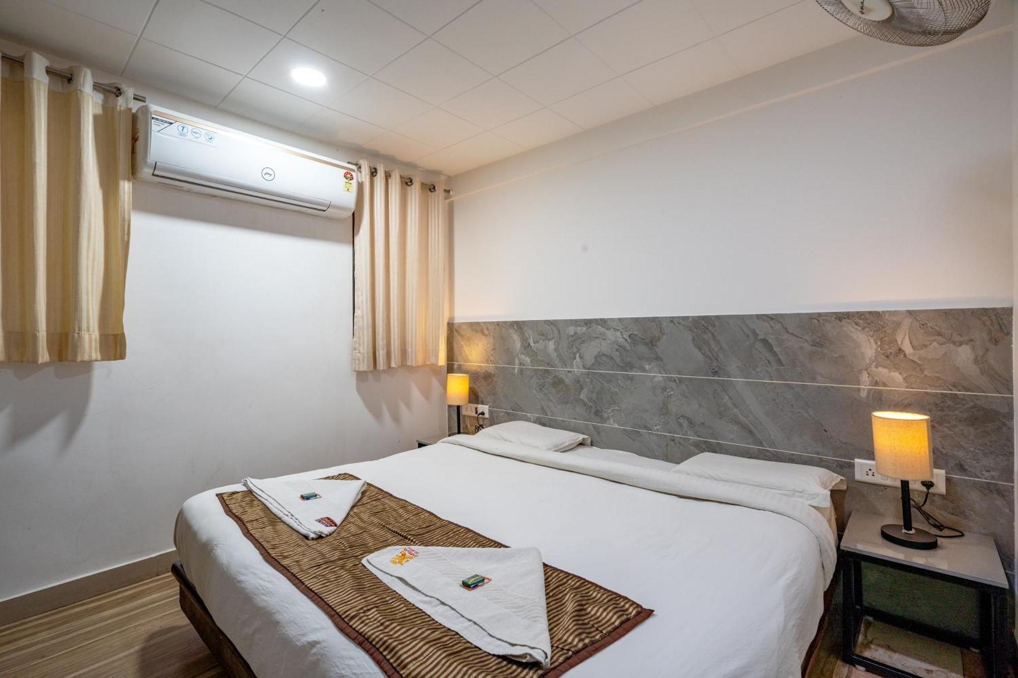 Hotel Darshan Executive Tuljapur 外观 照片
